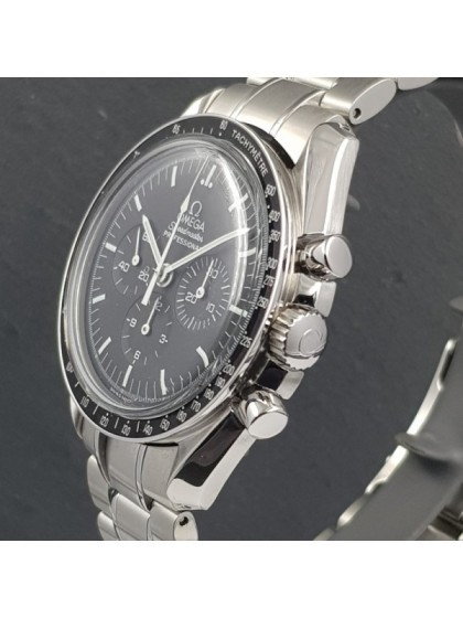 Omega Speedmaster Moonwatch ref.35705000 su eOra.it! Omega Speedmaster Moonwatch ref.35705000 su eOra.it!