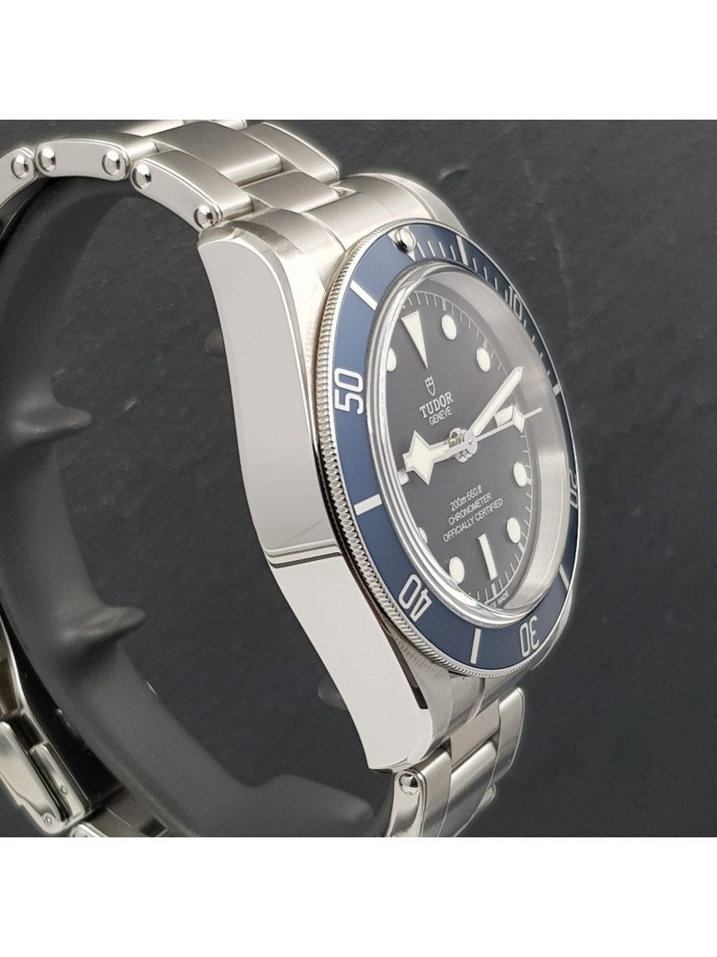 Tudor Black Bay full set ref.79230B