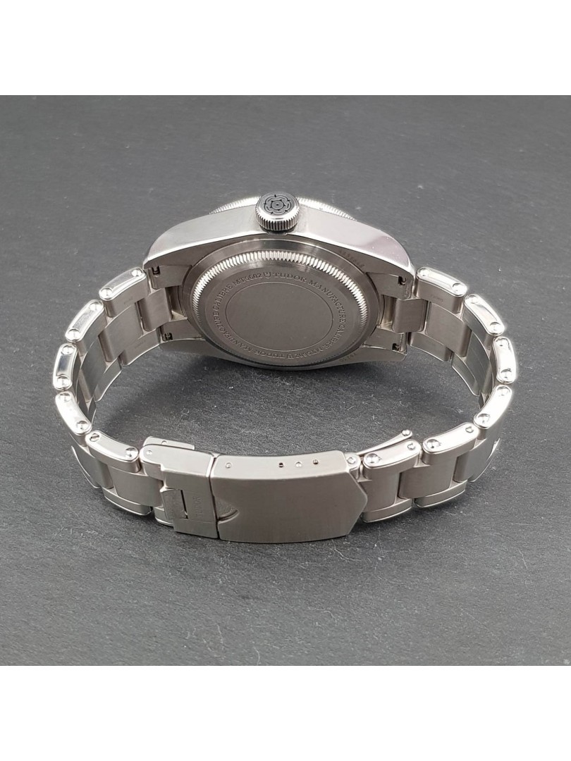 Tudor Black Bay full set ref.79230B