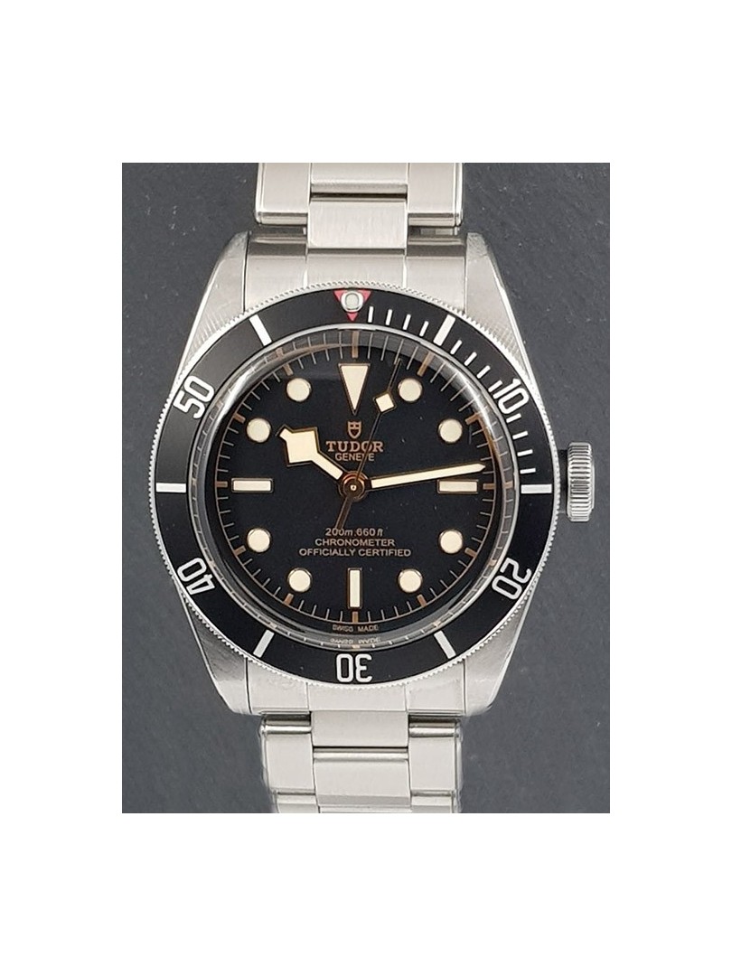 Acquista Tudor Black Bay - Ref. 79230N