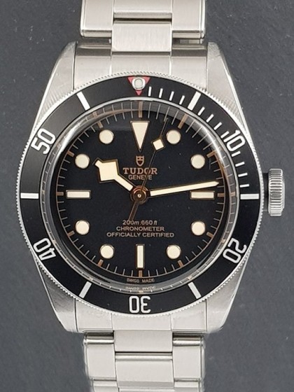 Acquista Tudor Black Bay - Ref. 79230N