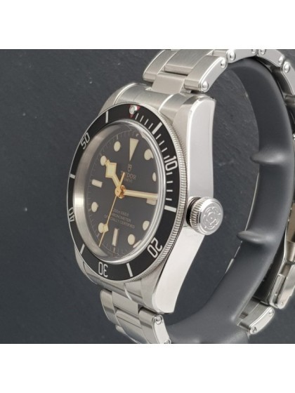Acquista Tudor Black Bay - Ref. 79230N