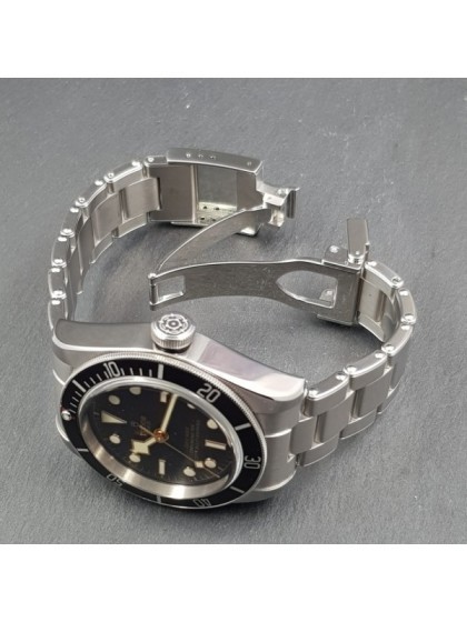 Acquista Tudor Black Bay - Ref. 79230N