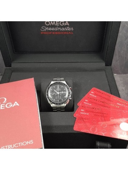 Speedmaster Moonwatch - Like New - Never Worn