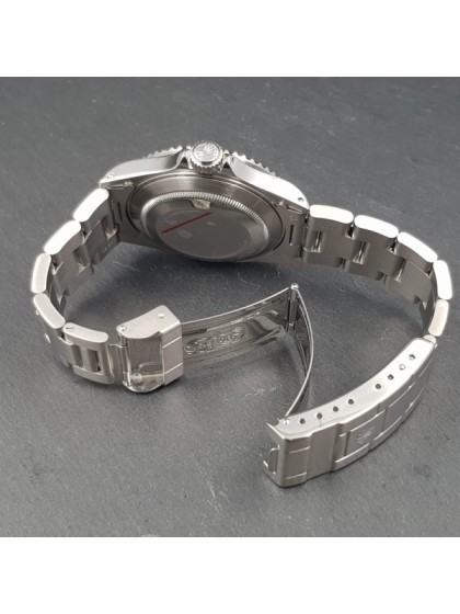 Rolex Submariner senza data ref.14060 su eOra.it! Rolex Submariner senza data ref.14060 su eOra.it!