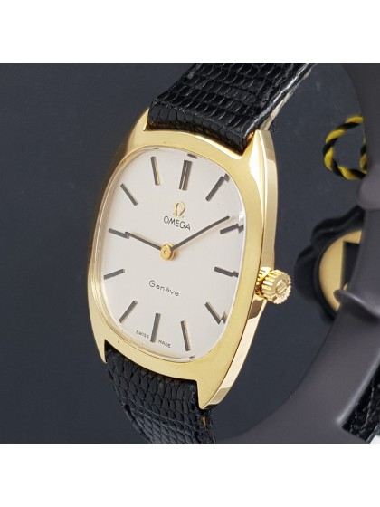 Buy Omega Vintage yellow gold on eOra.it