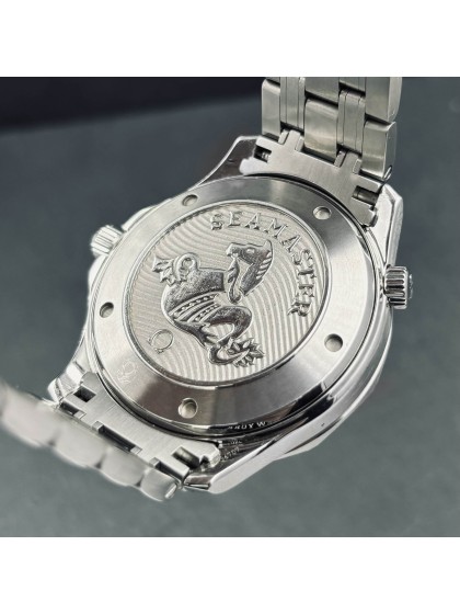 Omega Seamaster 300 on eOra.it! Omega Seamaster 300 on eOra.it!