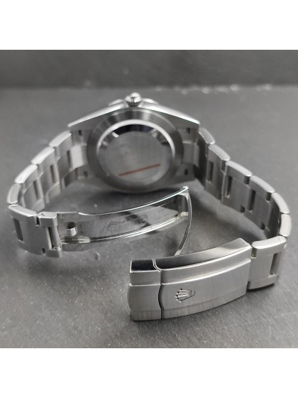 Rolex Oyster Perpetual 41mm ref.124300 su eOra.it! Rolex Oyster Perpetual 41mm ref.124300 su eOra.it!