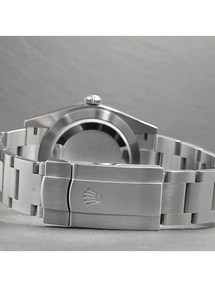 Rolex Oyster Perpetual 41mm ref.124300 su eOra.it! Rolex Oyster Perpetual 41mm ref.124300 su eOra.it!