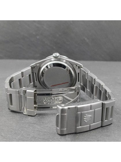 Rolex Explorer l - Swiss Only ref.14270 su eOra.it! Rolex Explorer l - Swiss Only ref.14270 su eOra.it!