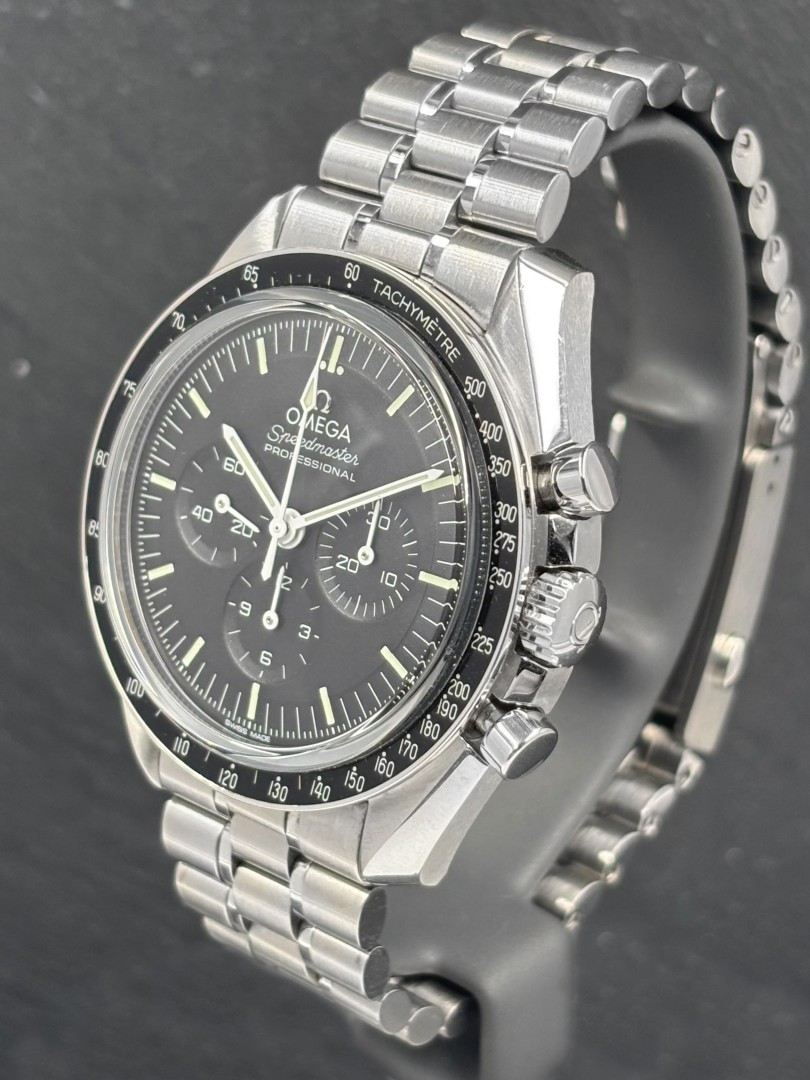 Omega Speedmaster Moonwatch Zaffiro ref.310.30.42.50.01 full set