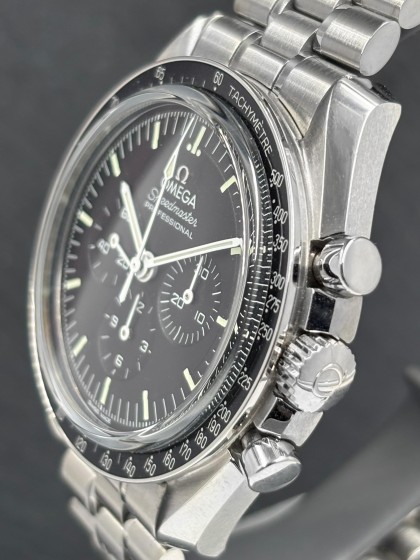 Omega Speedmaster Moonwatch Zaffiro ref.310.30.42.50.01 full set Omega Speedmaster Moonwatch Zaffiro ref.310.30.42.50.01 full set