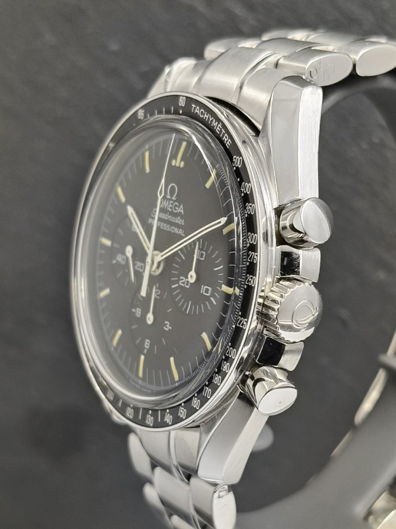 Omega Speedmaster Moonwatch ref.35705000