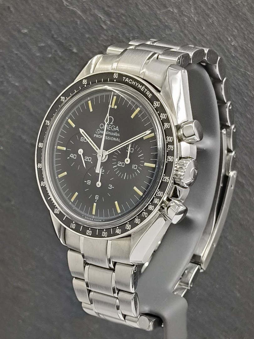 Omega Speedmaster Moonwatch ref.35705000
