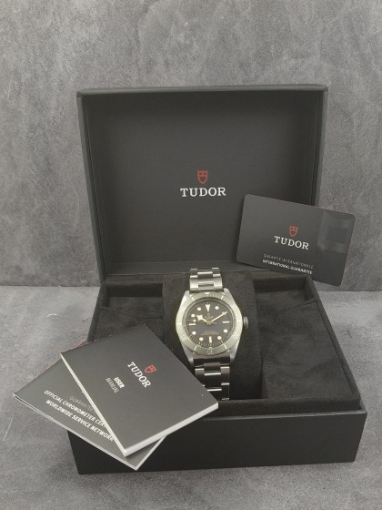 Tudor Black Bay Harrods SPECIAL EDITION - Full Stickers ref.79230G