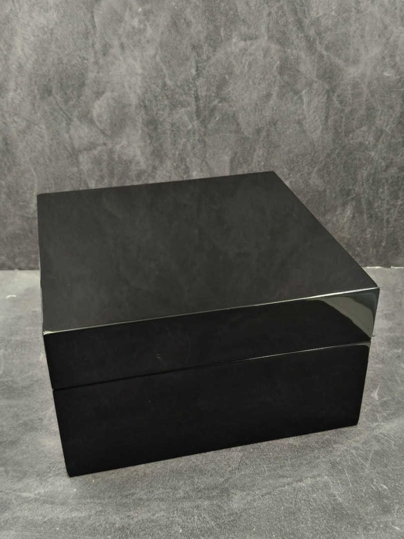 Buy Watch box - 1 place black interior