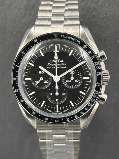 Omega Speedmaster Moonwatch ref.31030425001001