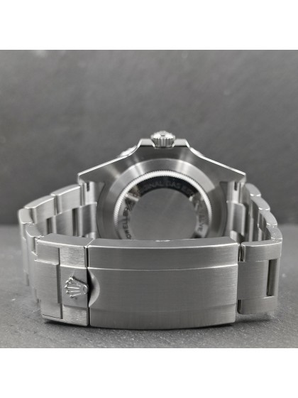 Rolex Seadweller red writting ref.126600 | eOra.it