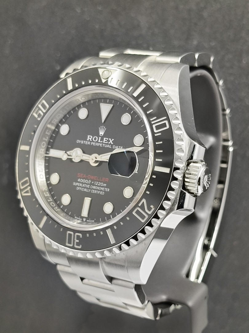 Rolex Seadweller red writting ref.126600 | eOra.it