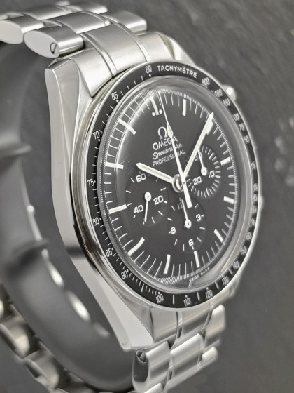 Omega Speedmaster Moonwatch ref.31130423001005