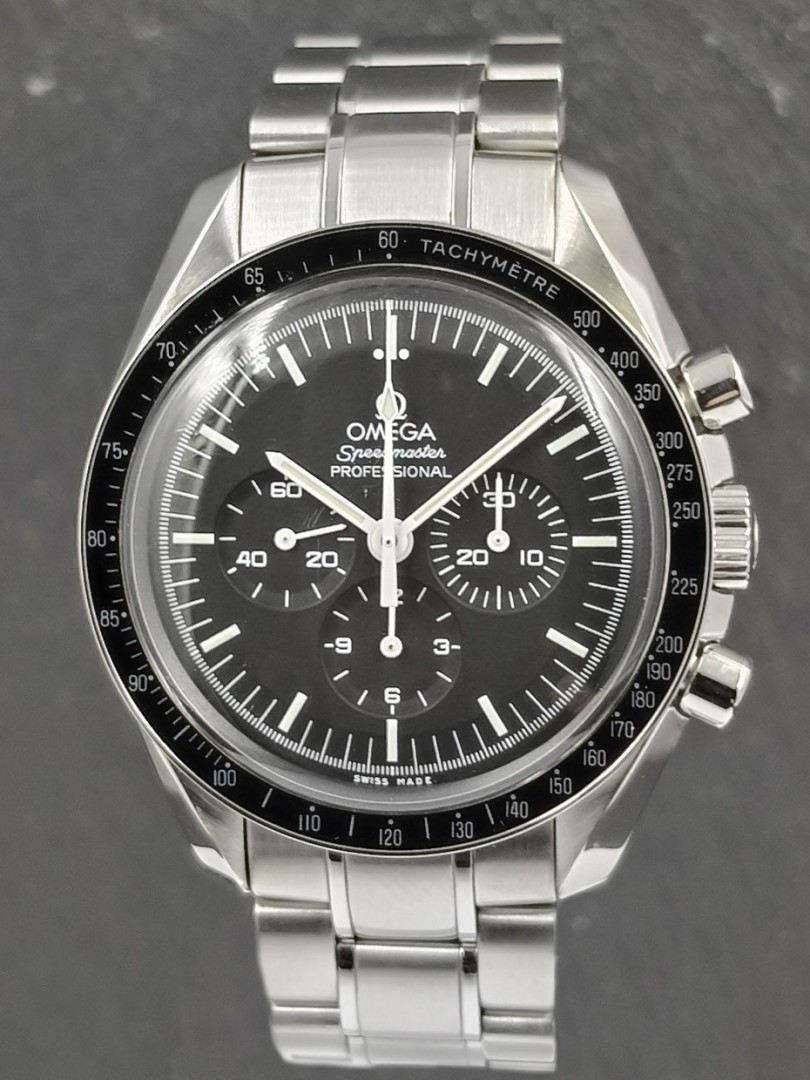 Omega Speedmaster Moonwatch ref.31130423001005
