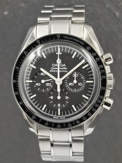 Omega Speedmaster Moonwatch ref.31130423001005