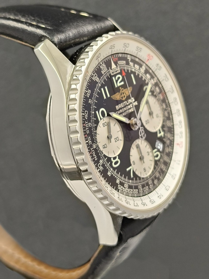Breitling Navitimer ref.A23322 with official service 2026