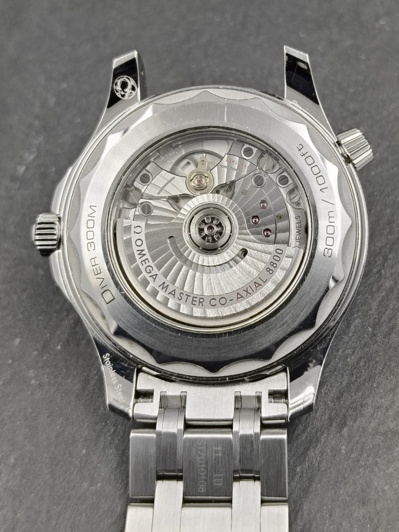 Omega Seamaster 300 co axial ref.21030422001001 | eOra.it