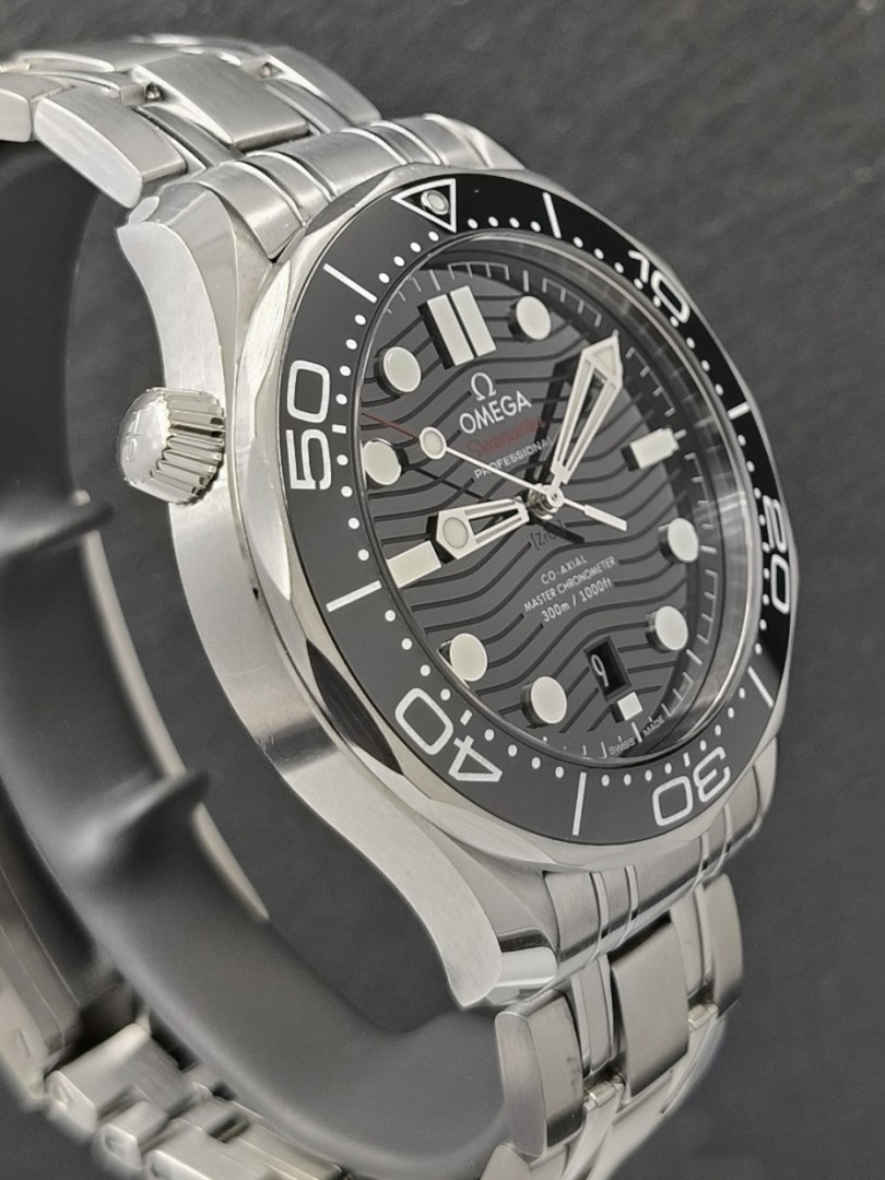 Omega Seamaster 300 co axial ref.21030422001001 | eOra.it