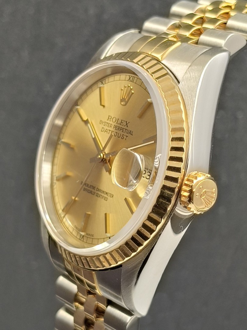 Acquista Rolex Datejust acciaio/oro giallo - senza buchi - Ref. 16233