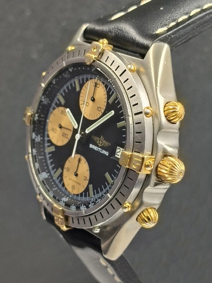 Acquista Breitling Chronomat acc-oro art. Br62 - Ref. 81950