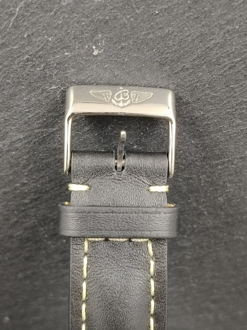 Acquista Breitling Chronomat acc-oro art. Br62 - Ref. 81950