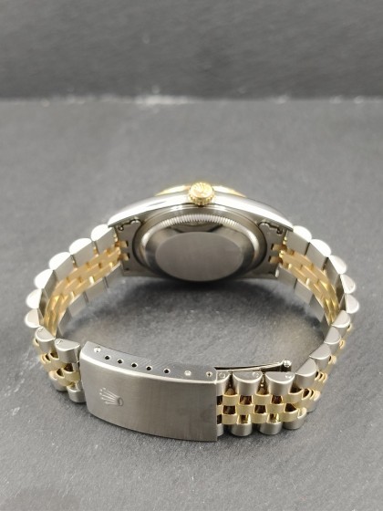 Acquista Rolex Datejust - Piramid - Ref. 16233