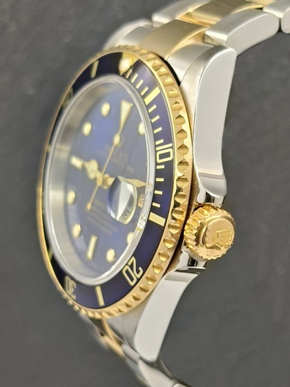 Buy Rolex Submariner - steel/gold - sel - no holes - Ref. 16613