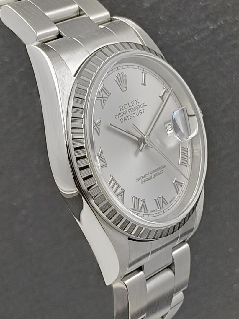 Acquista Rolex Datejust - Ref. 16220