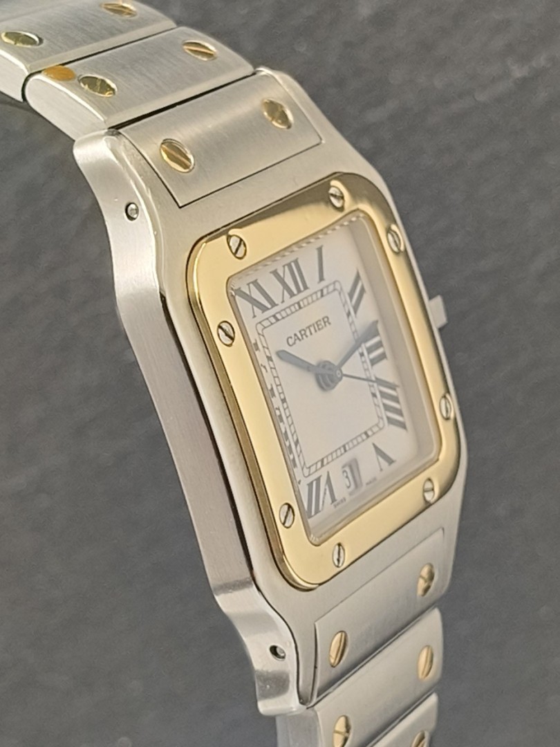 Acquista Cartier Santos Galbée - Ref. 1566