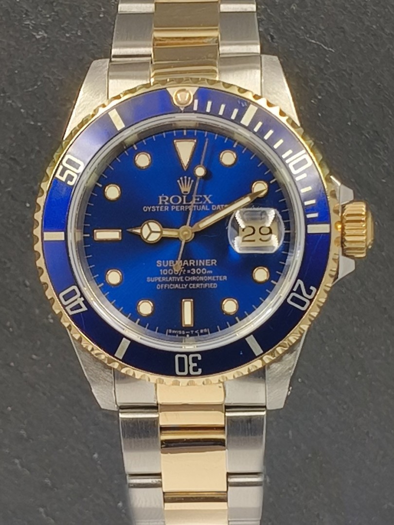 Acquista Rolex Submariner acciaio e oro giallo - Ref. 16613