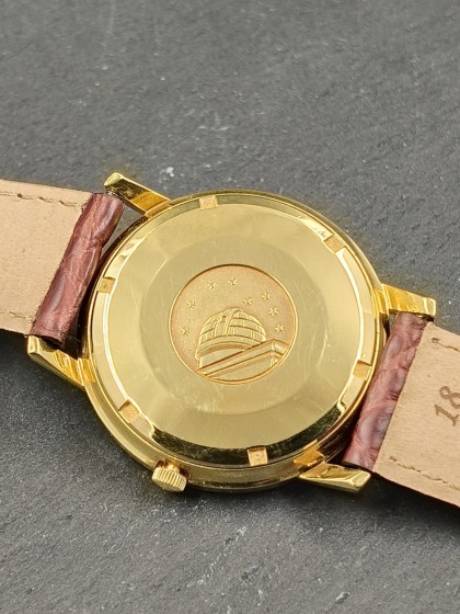 Acquista Omega Constellation - oro giallo - Pie Pan - Ref. 168010/11