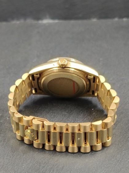 Buy Rolex Day-Date - yellow gold - president - Ref. 18038