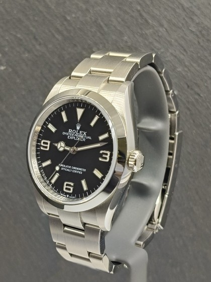 Buy Rolex Explorer I art. Re16 - Ref. 124270
