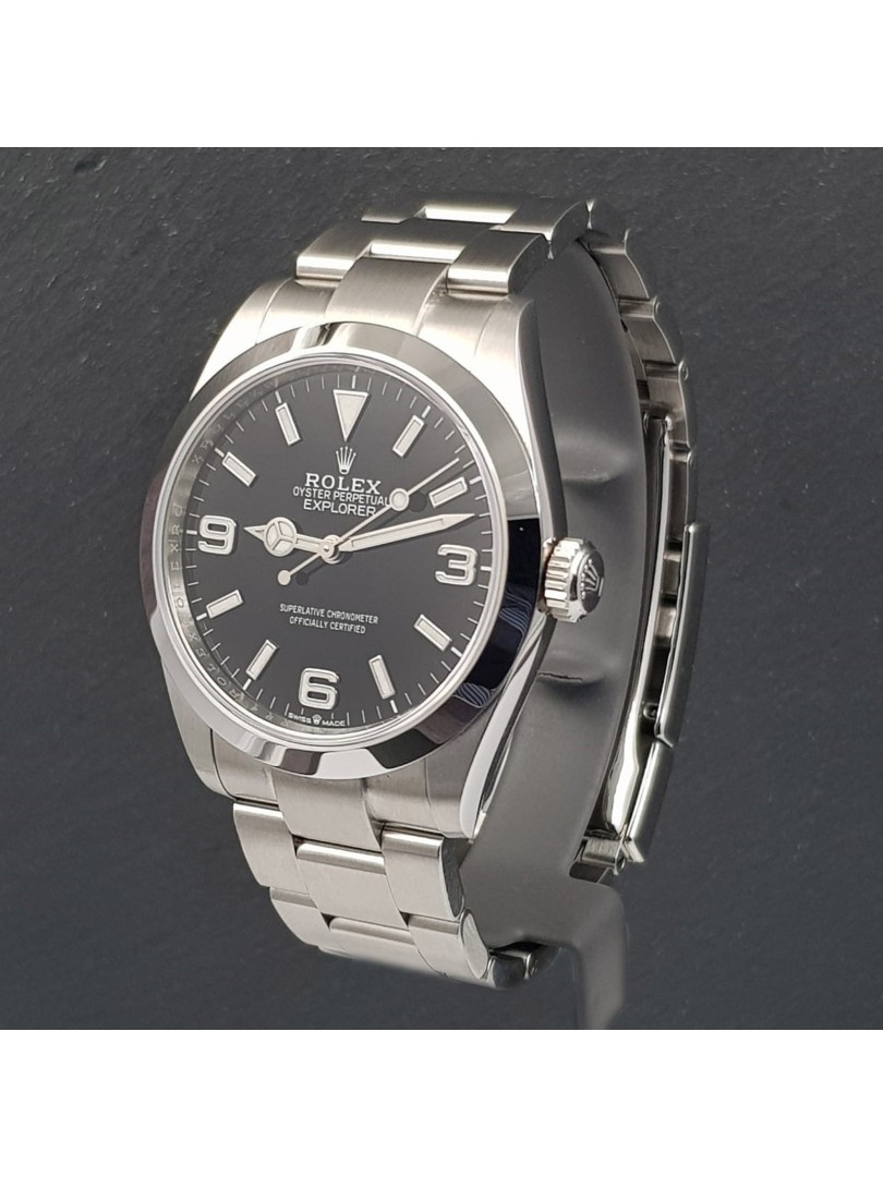 Acquista Rolex Explorer - 40 mm - Ref. 224270