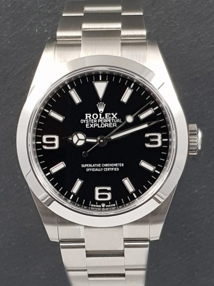 Acquista Rolex Explorer - 40 mm - Ref. 224270