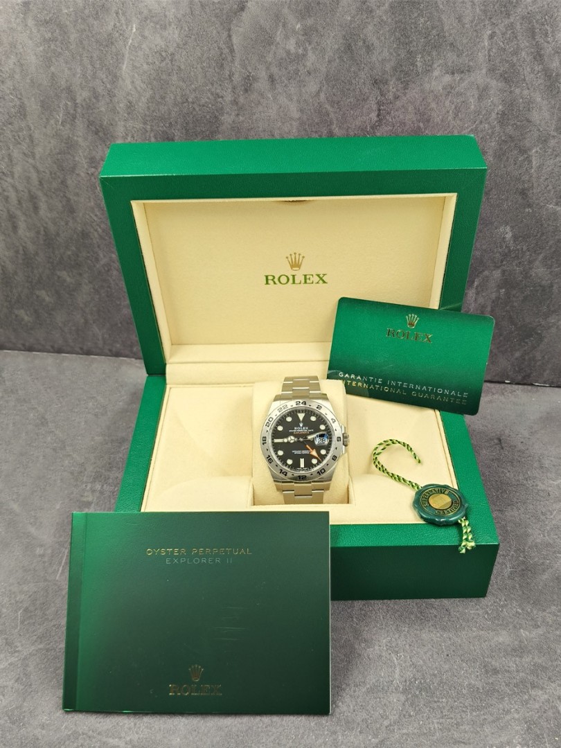 Acquista Rolex Explorer ll - Ref. 216570