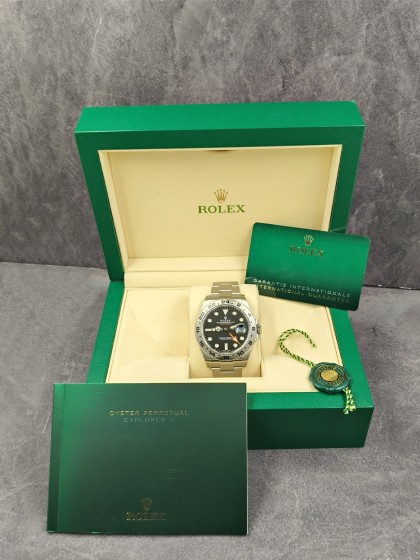 Acquista Rolex Explorer ll - Ref. 216570