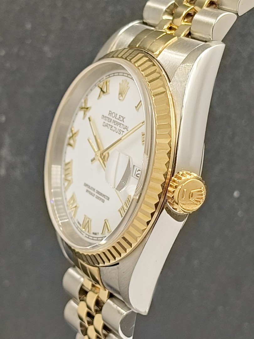 Acquista Rolex Datejust acciaio/oro giallo - senza buchi - Ref. 16233