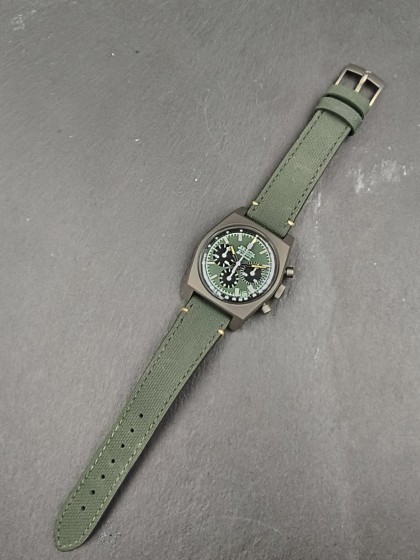 Acquista Zenith Chronomaster Revival Safari - Ref. 97.T384.400