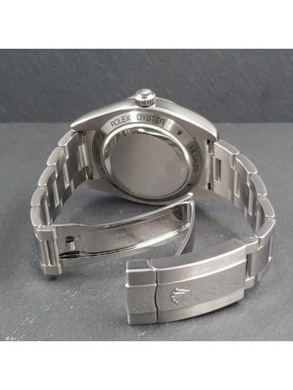 Rolex Milgauss ref.116400GV on eOra.it! Rolex Milgauss ref.116400GV on eOra.it!